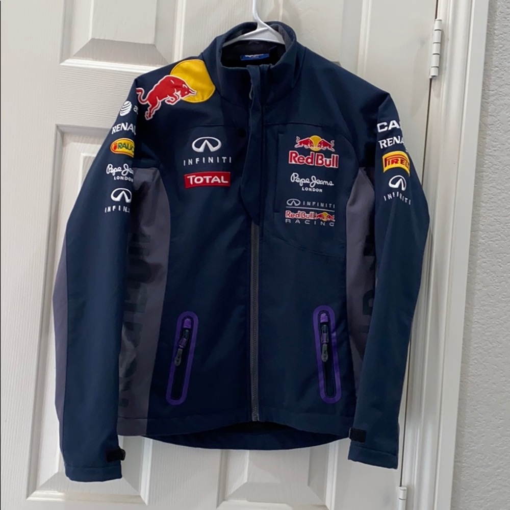Red Bull infiniti racing jacket